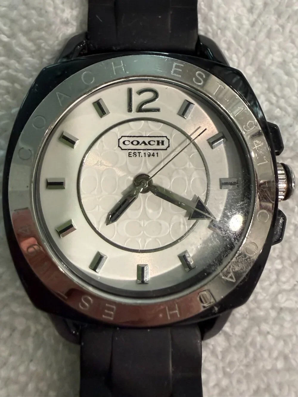 Coach Black Silicone Strap Watch Silver White Dial EST. 1941 Betty